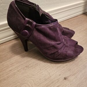 Chic Purple Peep-Toe Heels